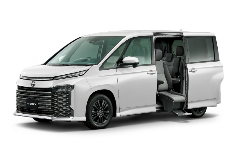 voxy_welcab_sideliftuptilt_img03