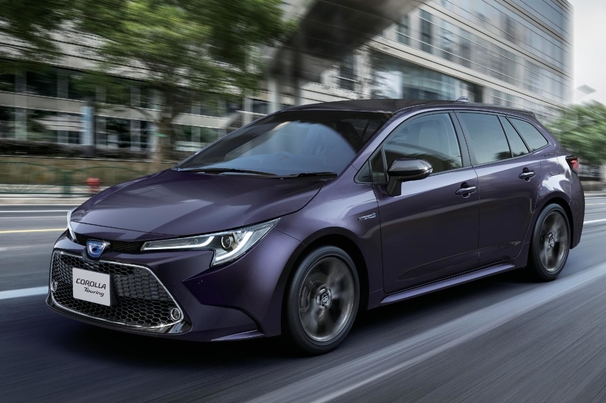 カローラ ツーリング HYBRID W×B（2WD）