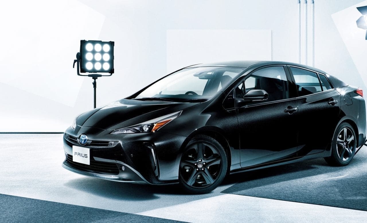 ワイルドな男子必見 ついにプリウスに新たな特別仕様車が