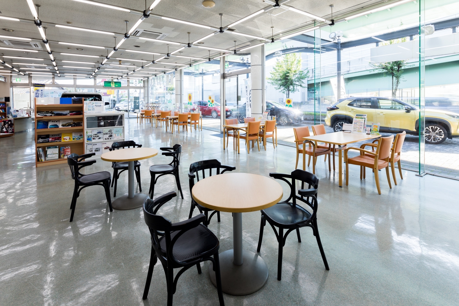 店内③