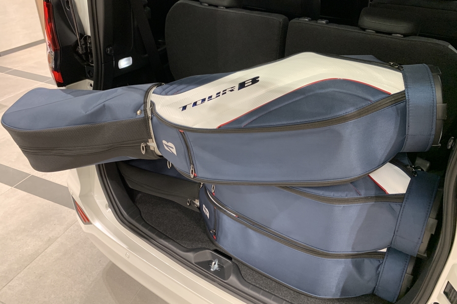 新型ノアにゴルフバッグを積んでみた トヨタの事ならトヨタモビリティ中京へ
