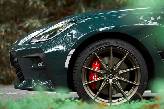 GR86（Ridge Green）①